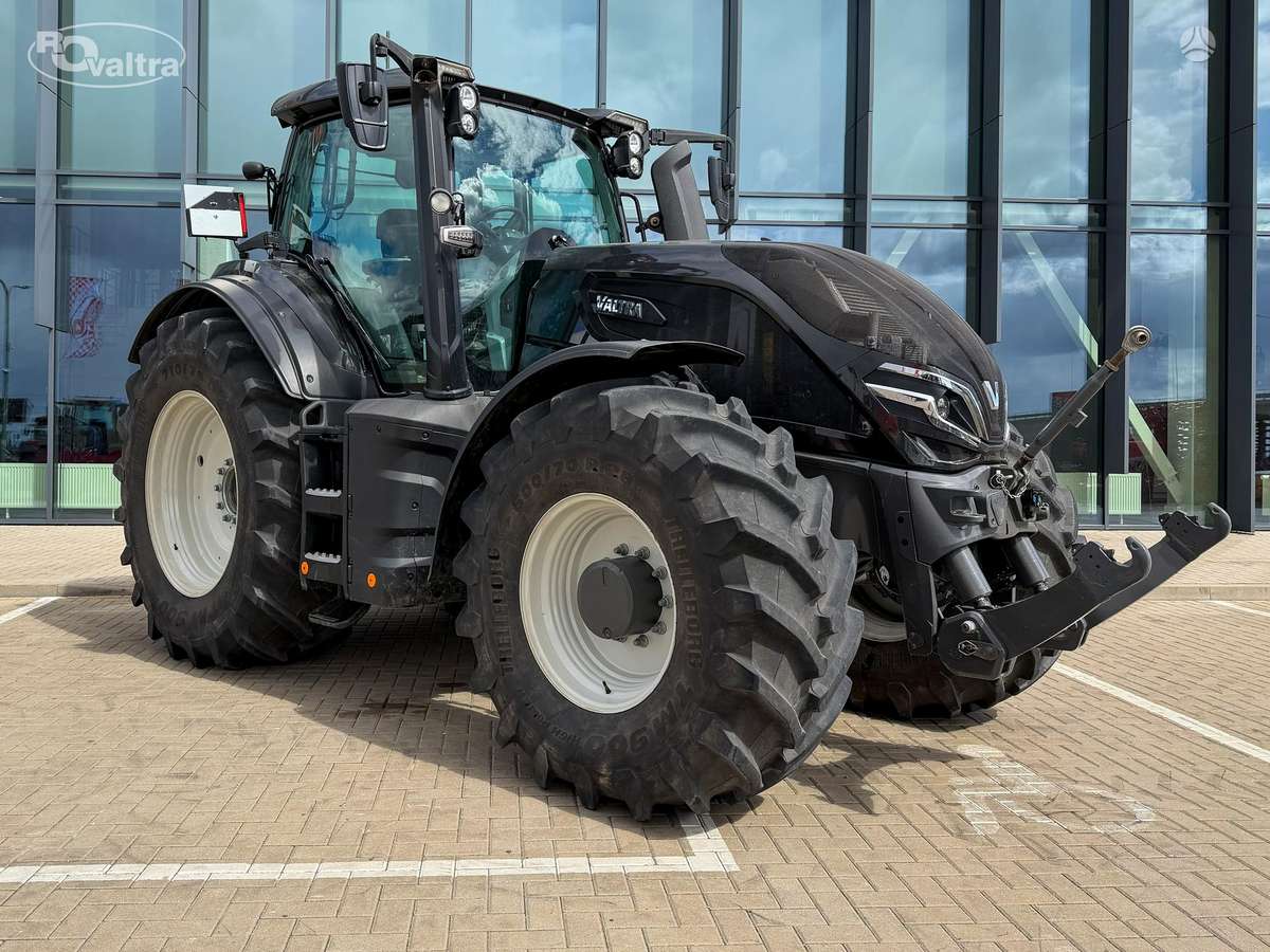 Valtra Q305, tractors