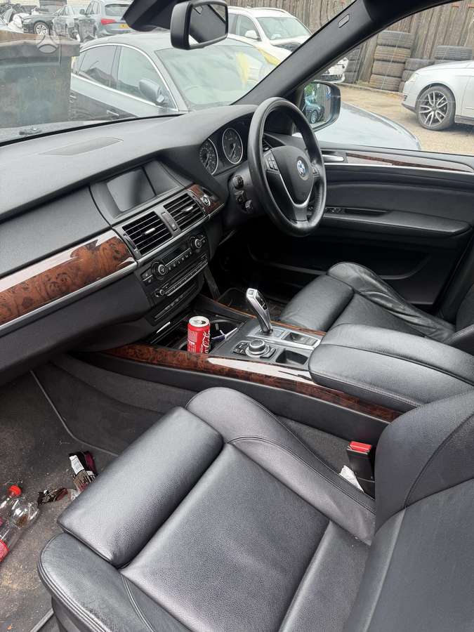 BMW X5 A52