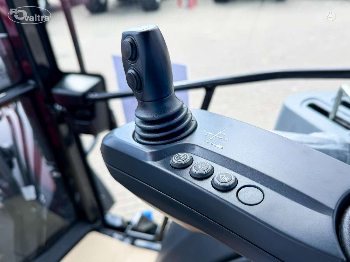 Valtra A115, traktori