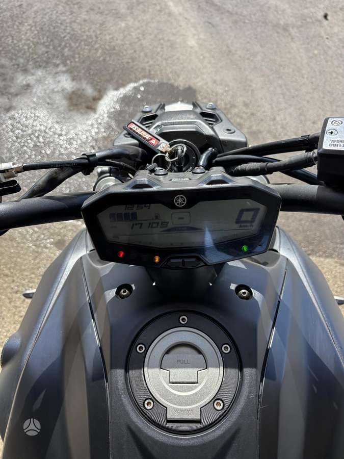 Yamaha MT 07 690cc, street / classic