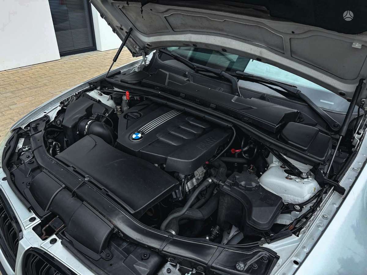 BMW 320, 2.0 l., wagon