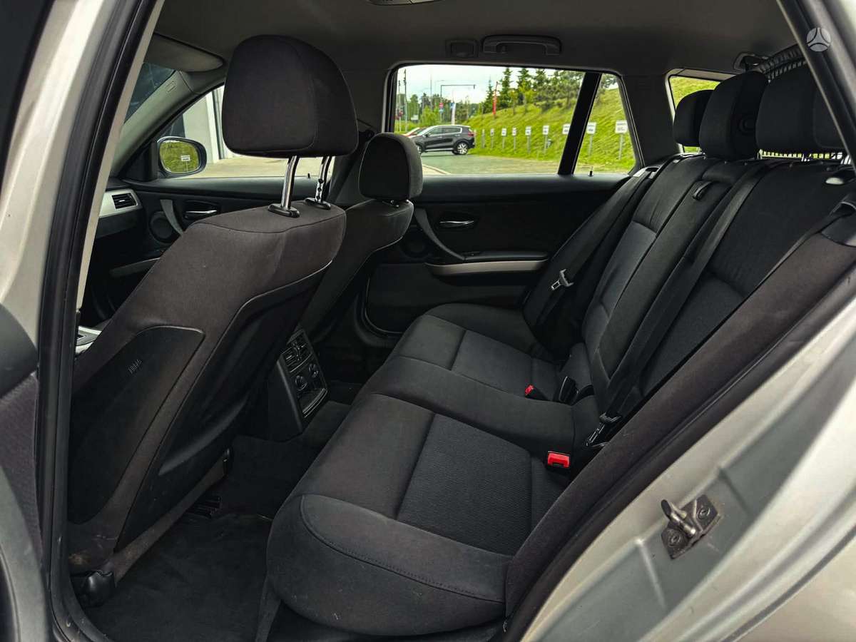 BMW 320, 2.0 l., wagon