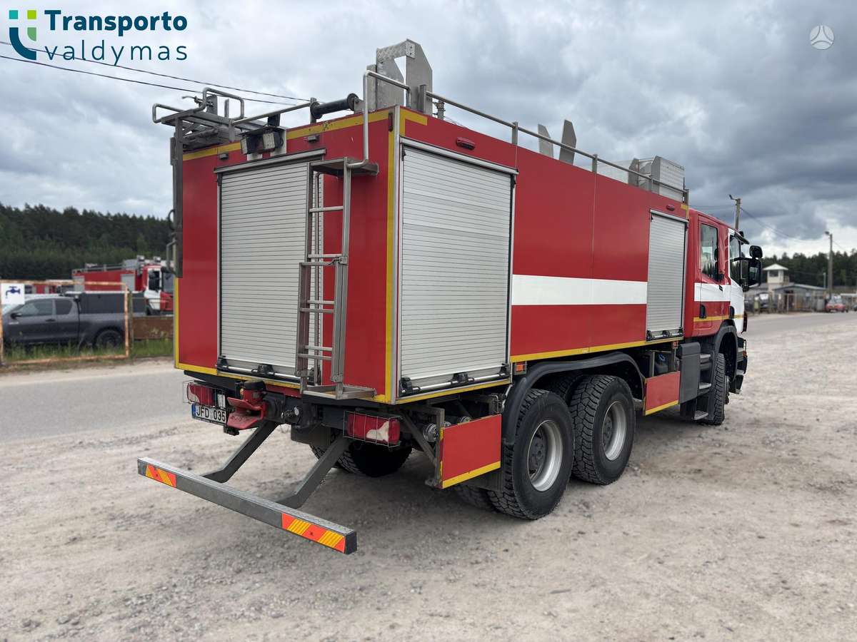Scania P450, fire engines