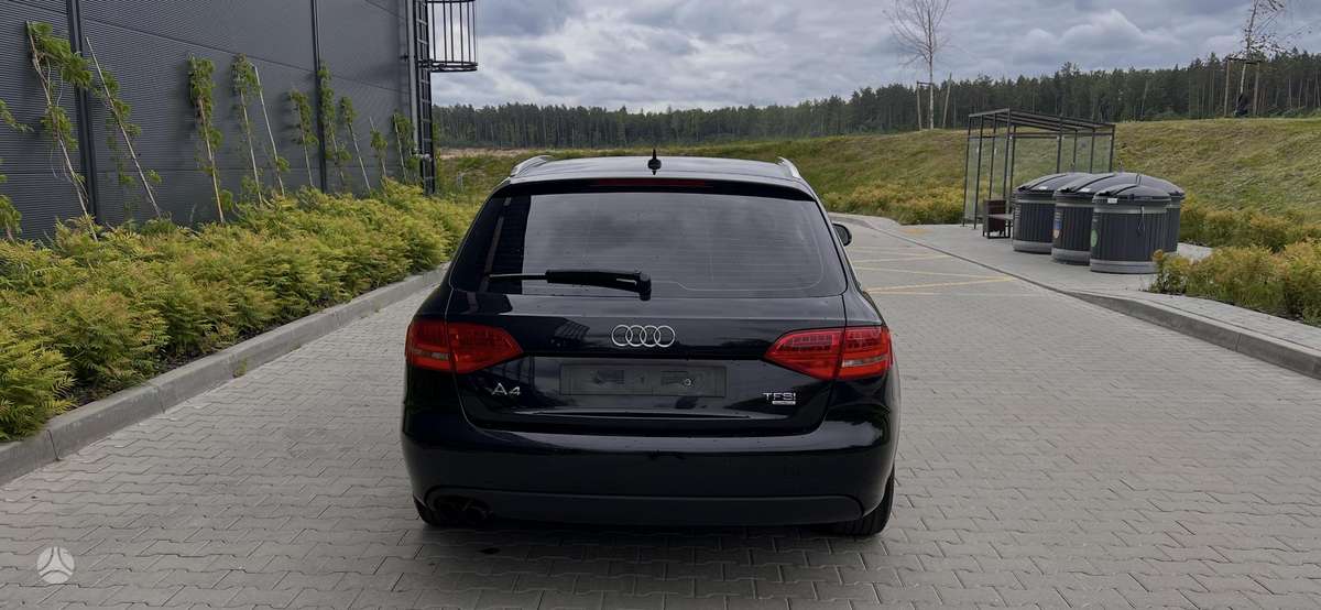 Audi A4, 1.8 l., Универсал