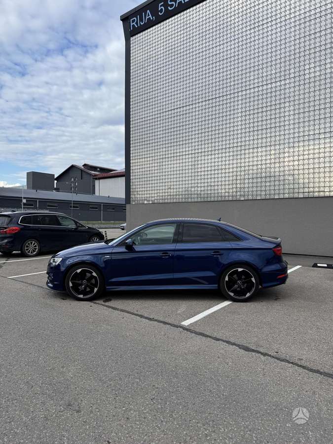 Audi A3, 2.0 l., Седан