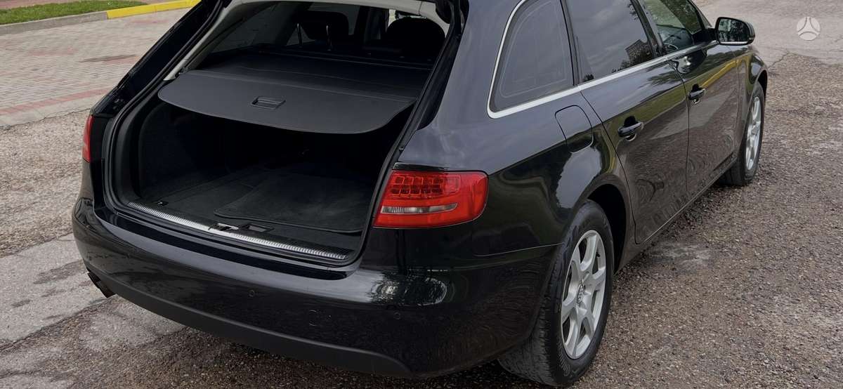 Audi A4, 1.8 l., Универсал