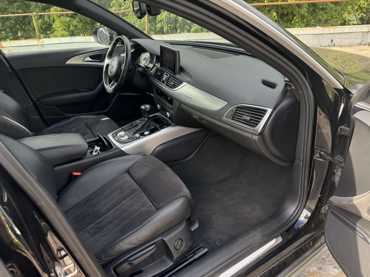 Audi A6 allroad, 3.0 l., Универсал