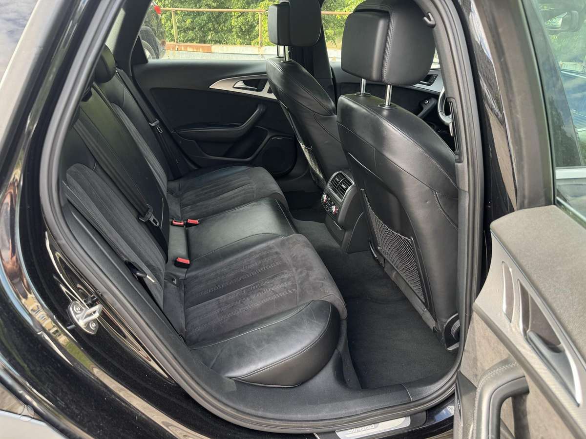 Audi A6 allroad, 3.0 l., Универсал