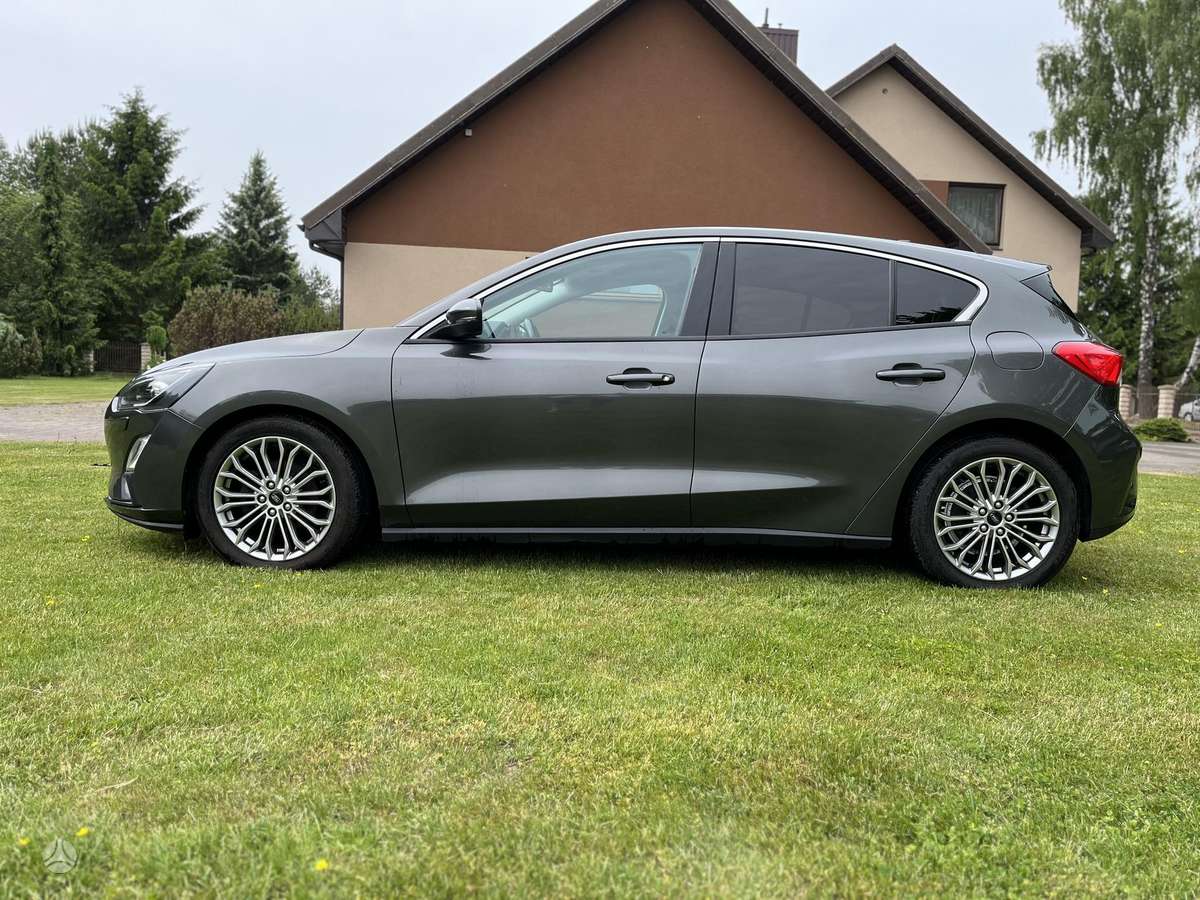 Ford Focus, 1.0 l., hatchback