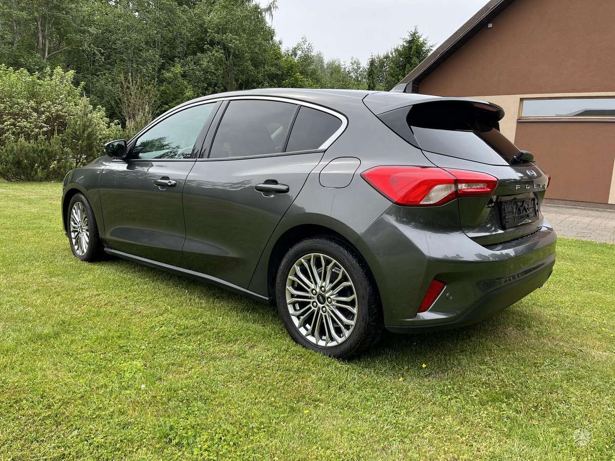 Ford Focus, 1.0 l., hatchback