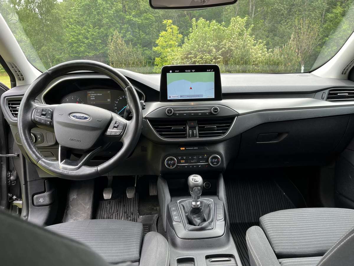 Ford Focus, 1.0 l., Хэтчбек