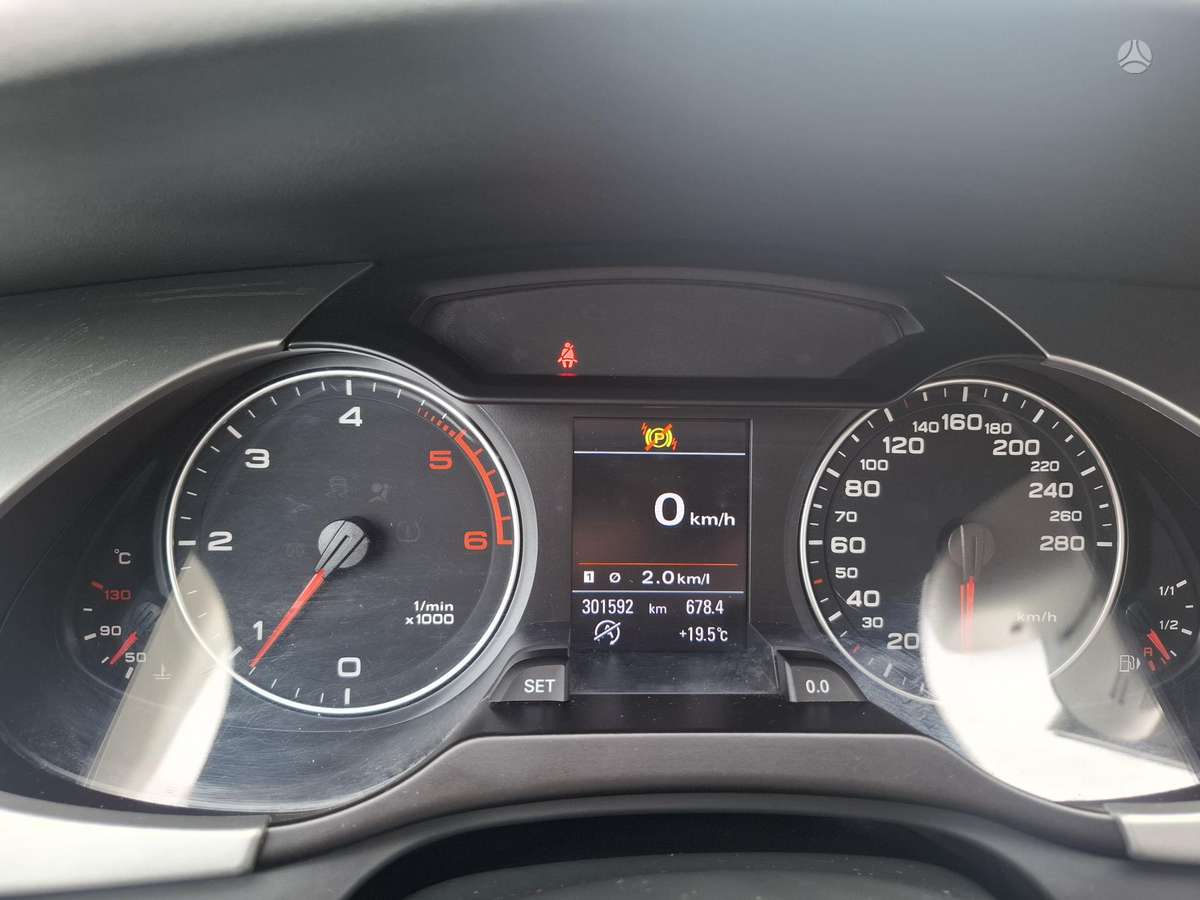 Audi A4, 2.0 l., universalas