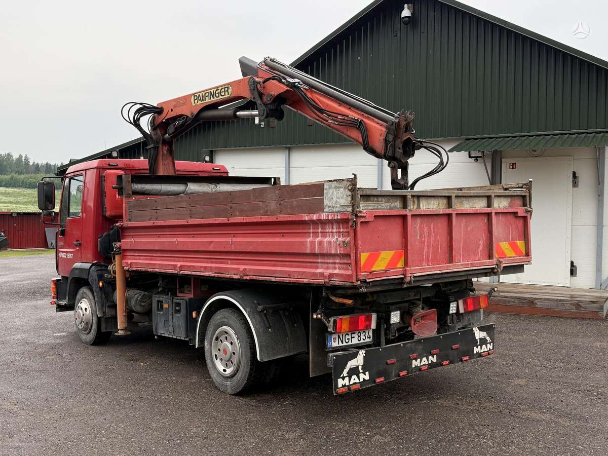 MAN L2000, dumpers with crane