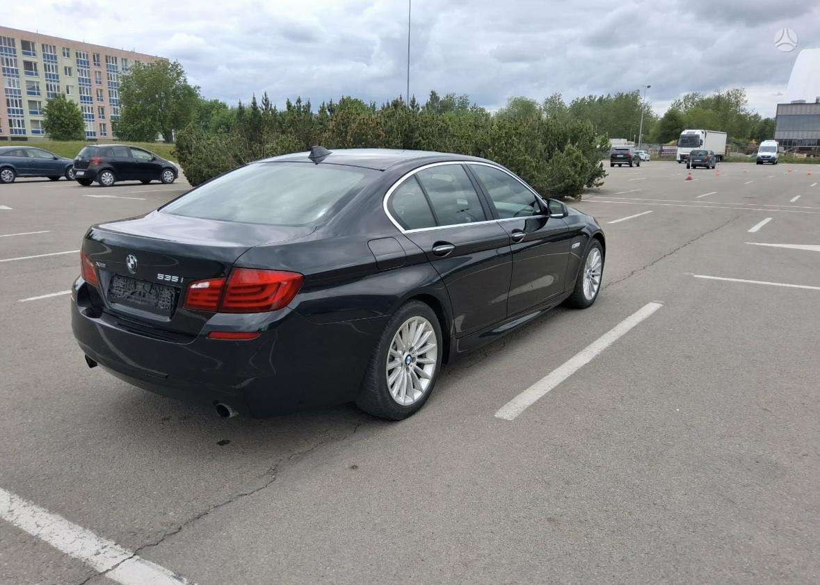 BMW 535, 3.0 l., Седан