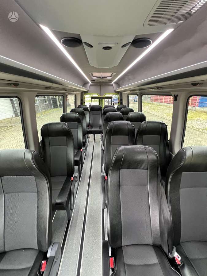 Mercedes-Benz Sprinter, passenger minibus