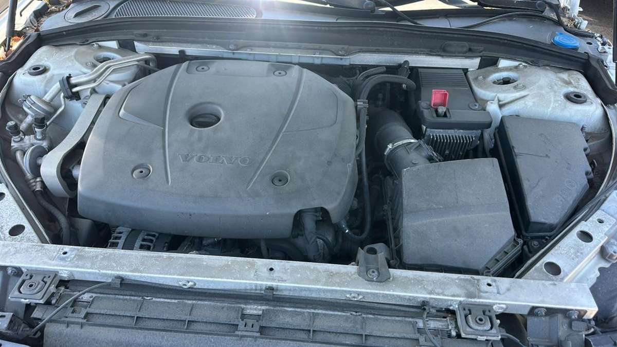Volvo S90, 2.0 l., Седан
