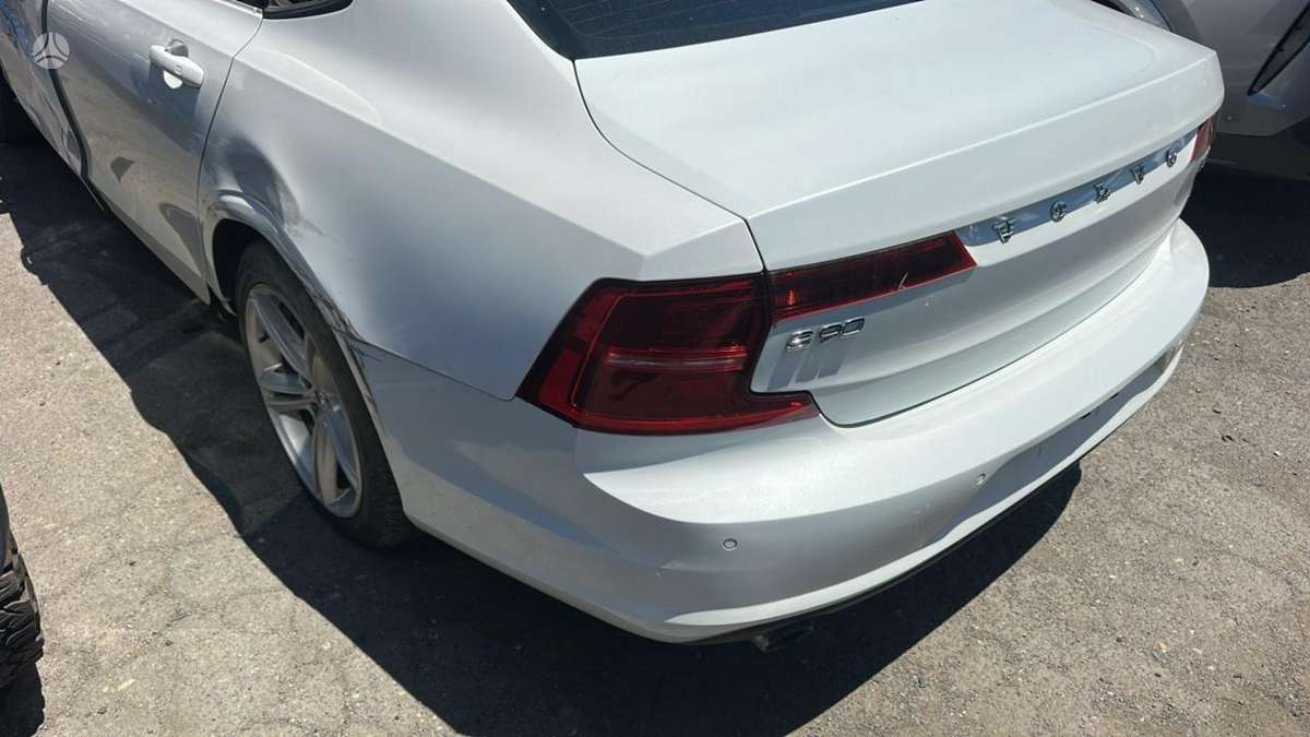 Volvo S90, 2.0 l., Седан