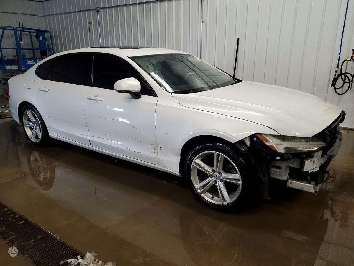 Volvo S90, 2.0 l., Седан