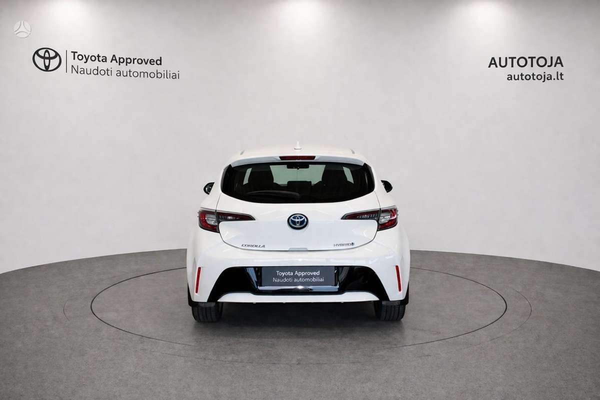 Toyota Corolla - 4