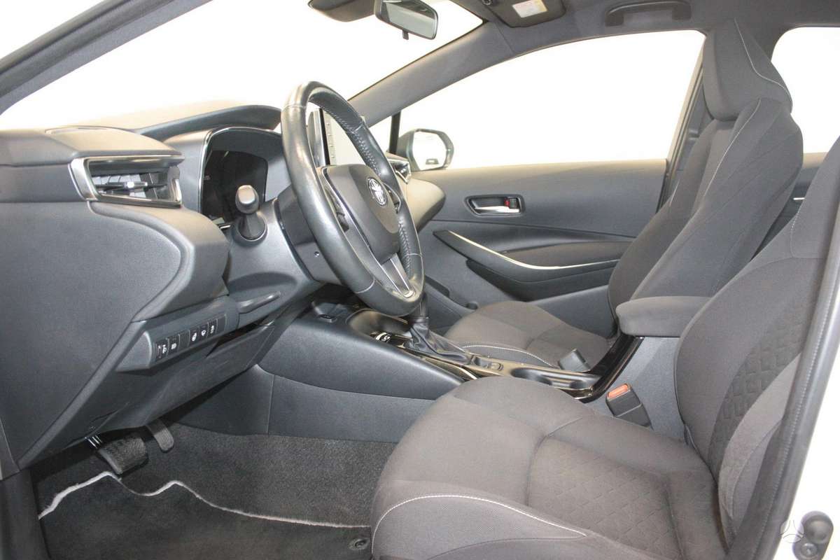 Toyota Corolla - 11