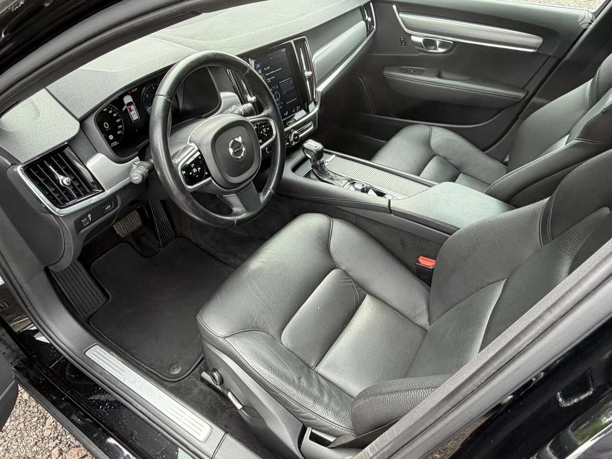 Volvo V90, 2.0 l., Универсал