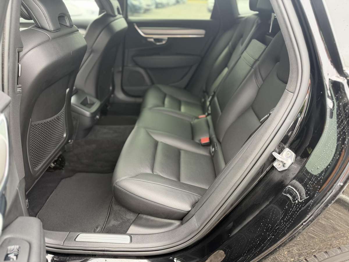 Volvo V90, 2.0 l., Универсал