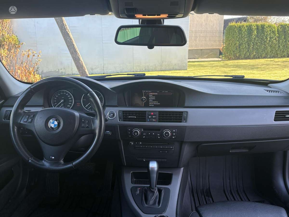 BMW 330, 3.0 l., Универсал