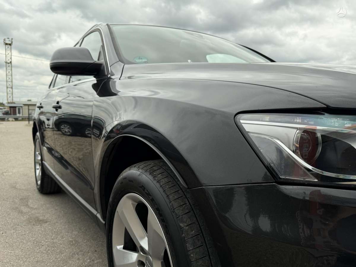 Audi Q5, 3.0 l., off-road / crossover