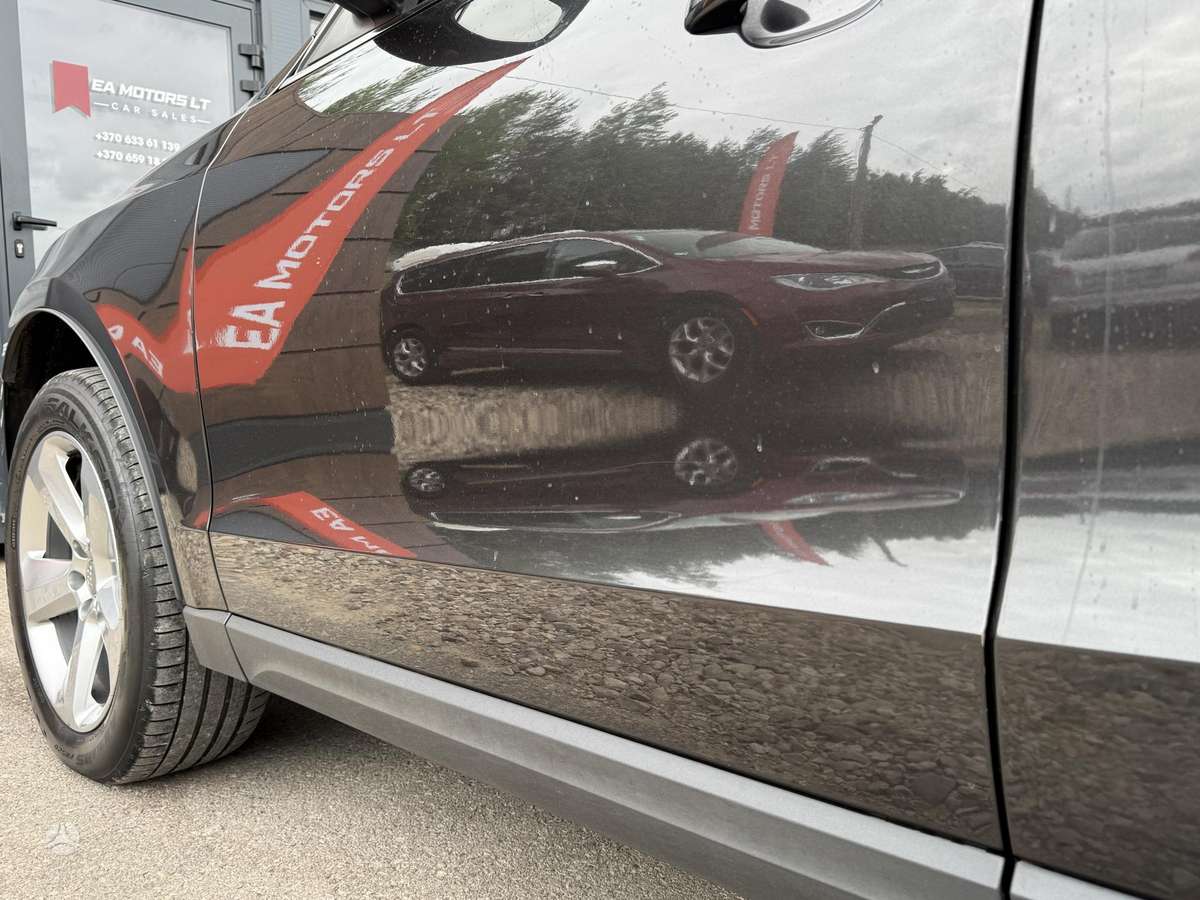 Audi Q5, 3.0 l., off-road / crossover