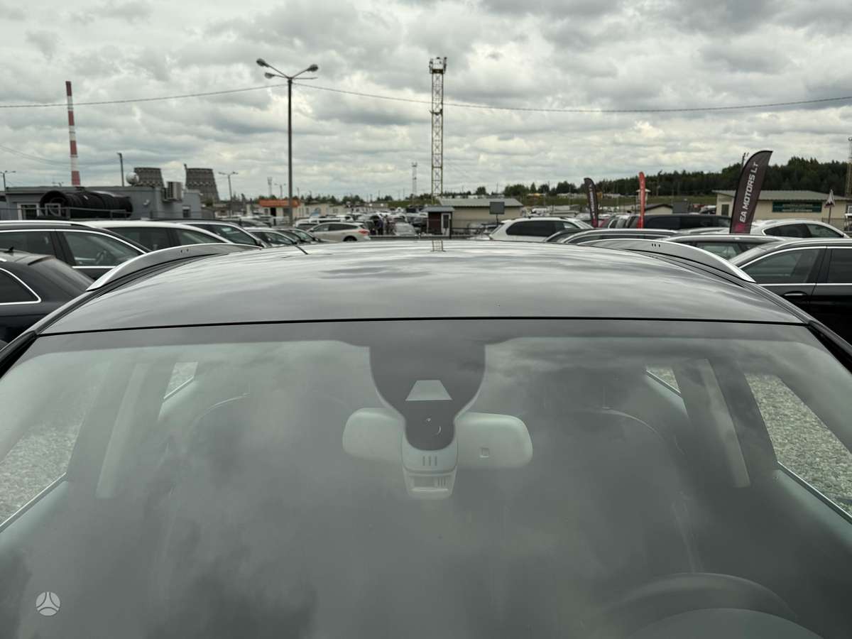 Audi Q5, 3.0 l., off-road / crossover