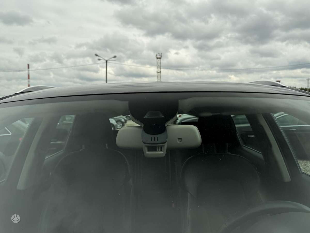 Audi Q5, 3.0 l., off-road / crossover