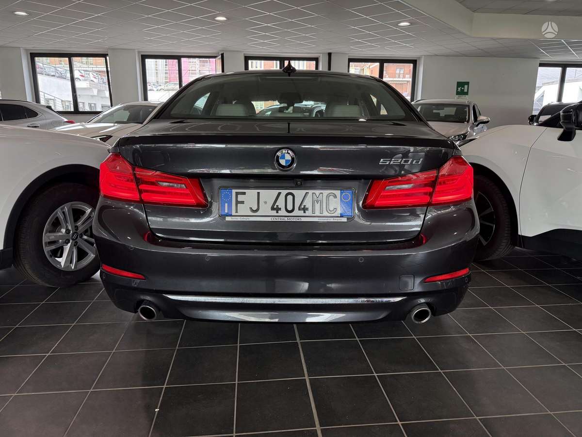BMW 520, 2.0 l., Седан