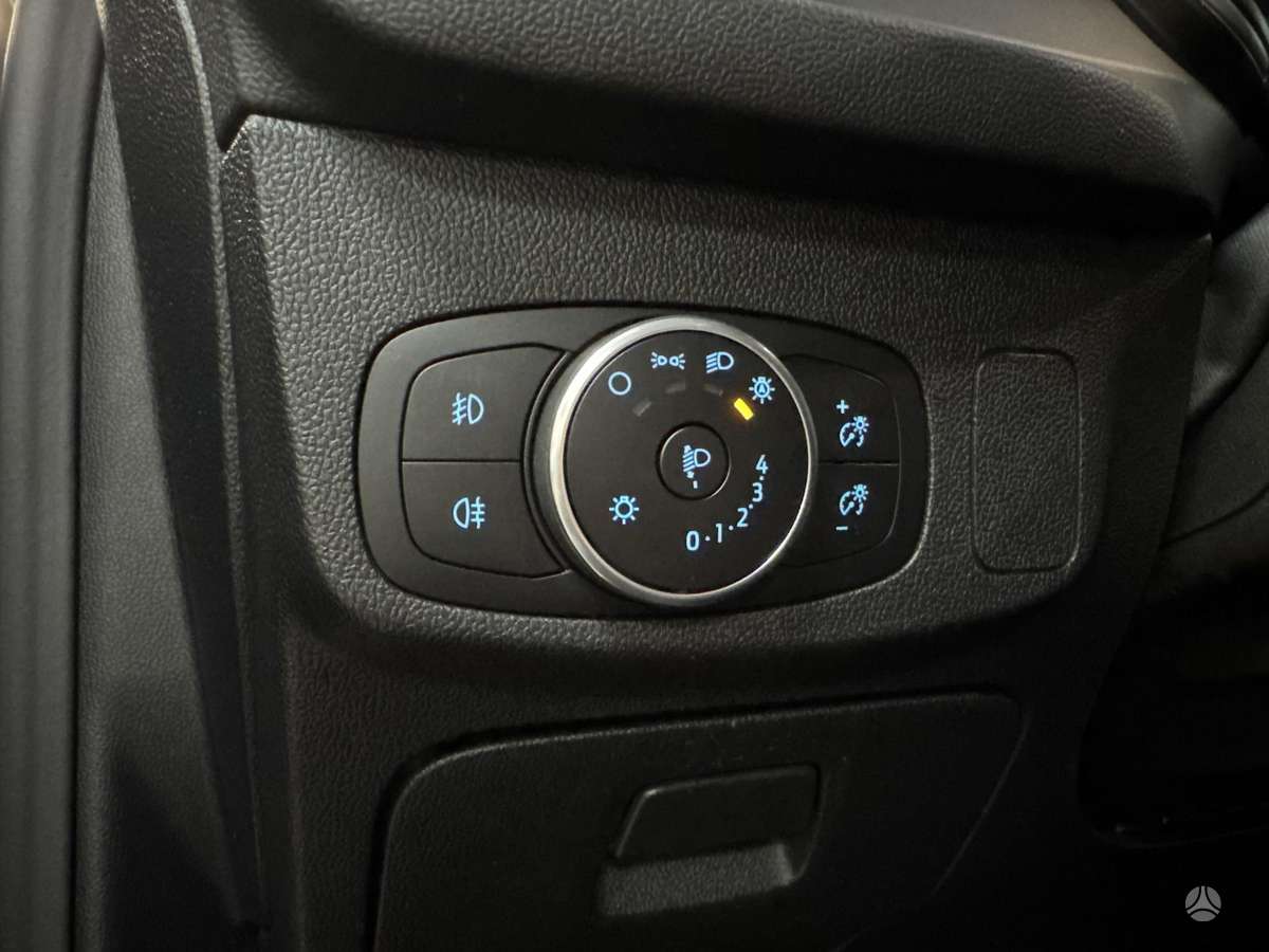 Ford Focus, 1.0 l., Хэтчбек