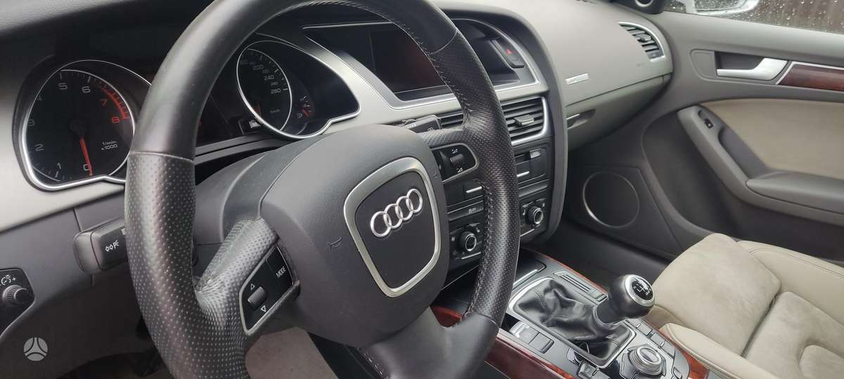 Audi A5, 2.0 l., coupe