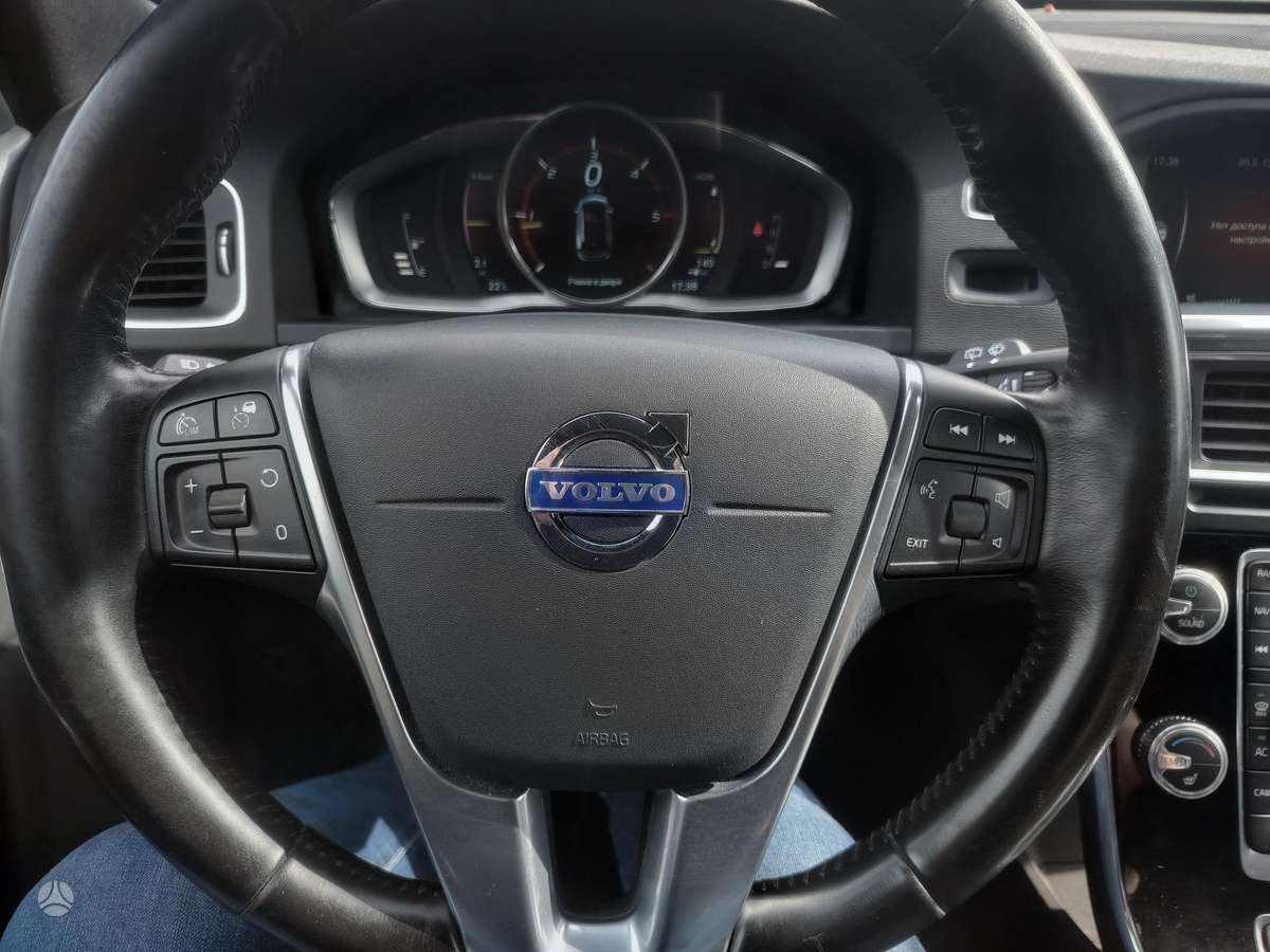 Volvo V60, 2.4 l., Универсал