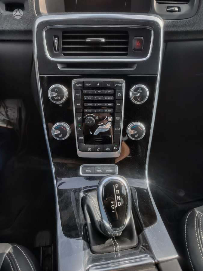 Volvo V60, 2.4 l., Универсал