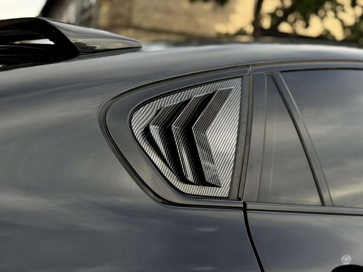 BMW X6 M, Универсал