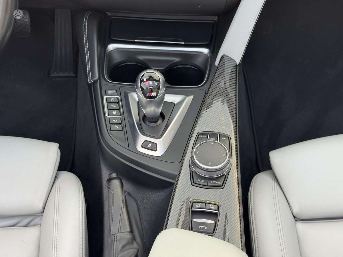 BMW M4, 3.0 l., Кабриолет