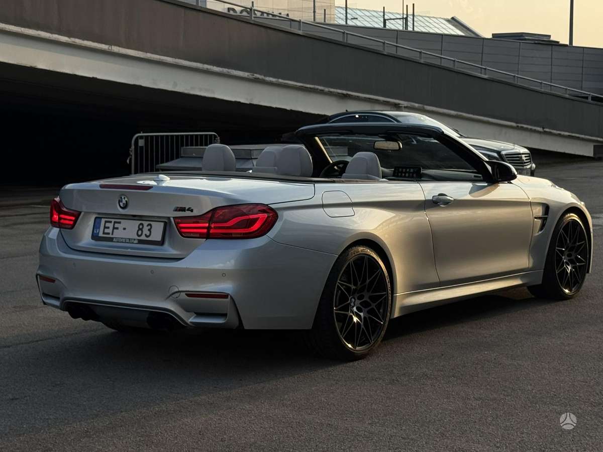 BMW M4, 3.0 l., convertible