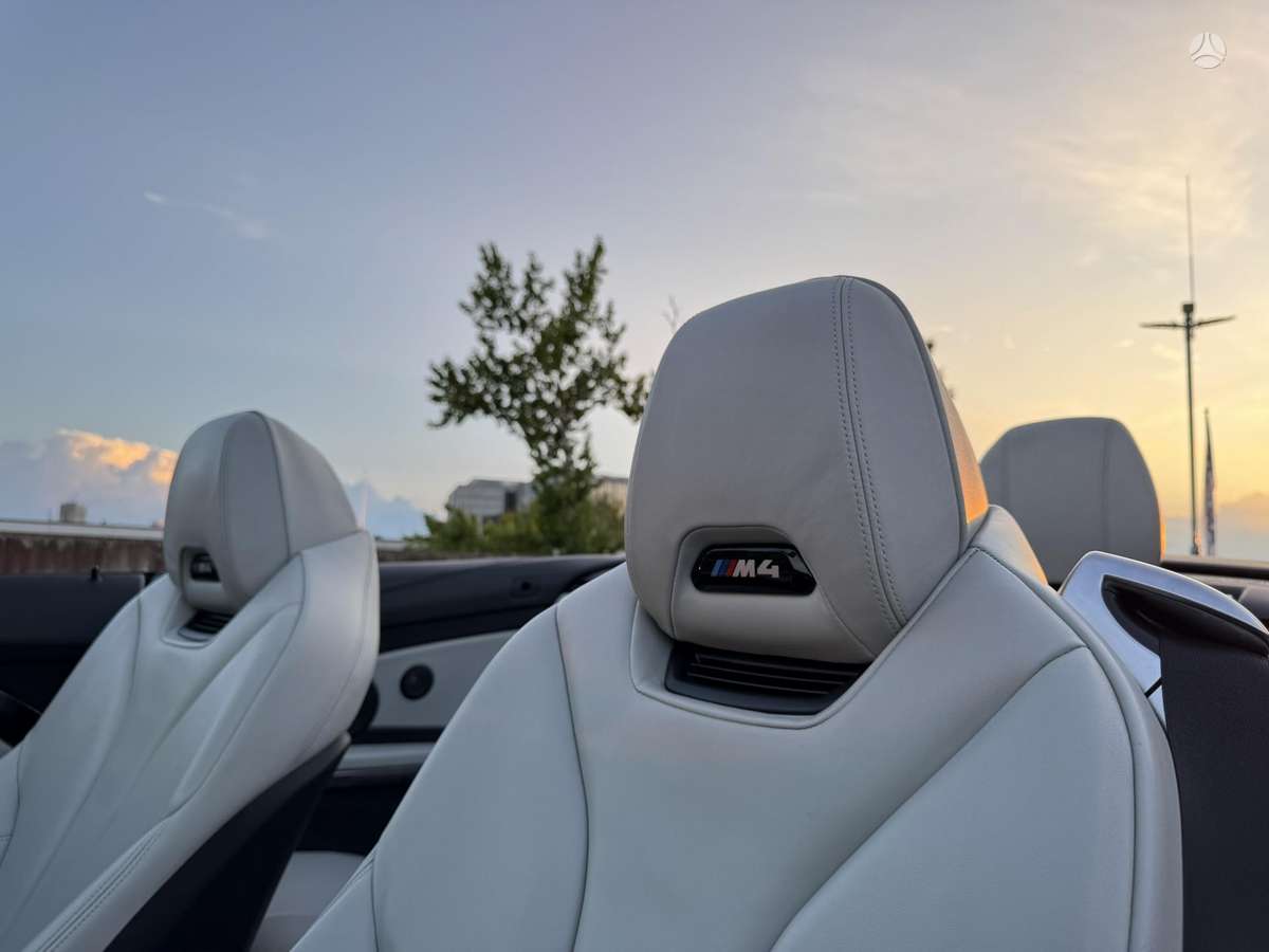 BMW M4, 3.0 l., convertible