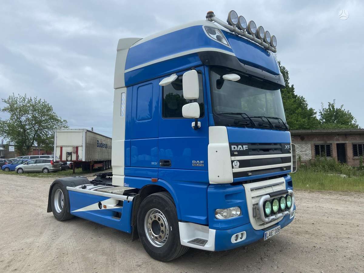 DAF XF, 2 спальных места