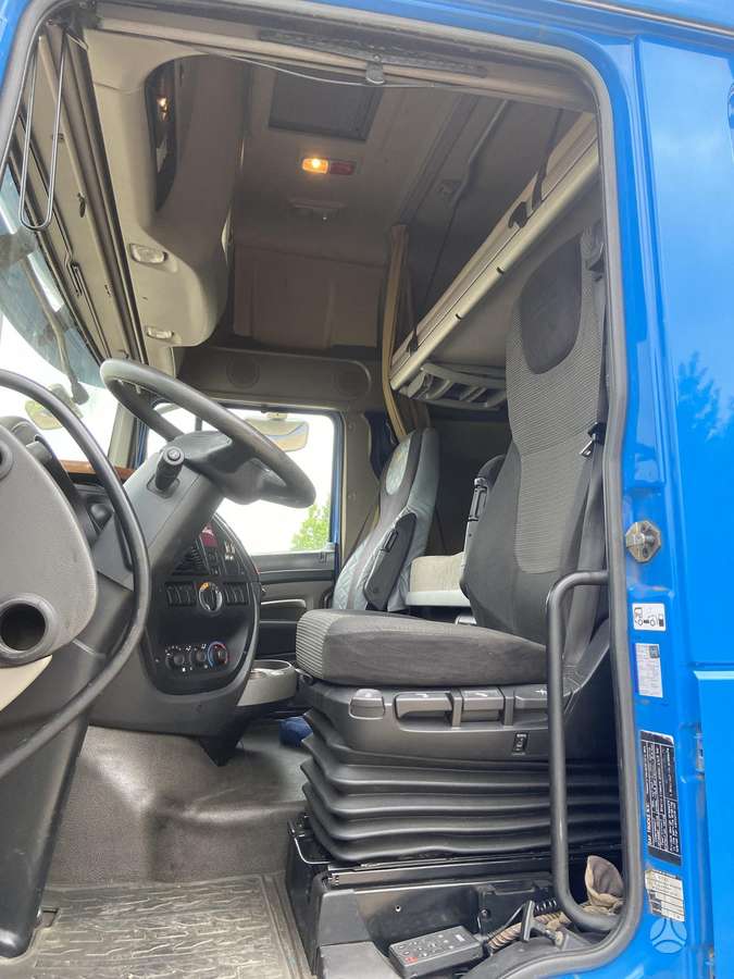 DAF XF, 2 miegamosios vietos