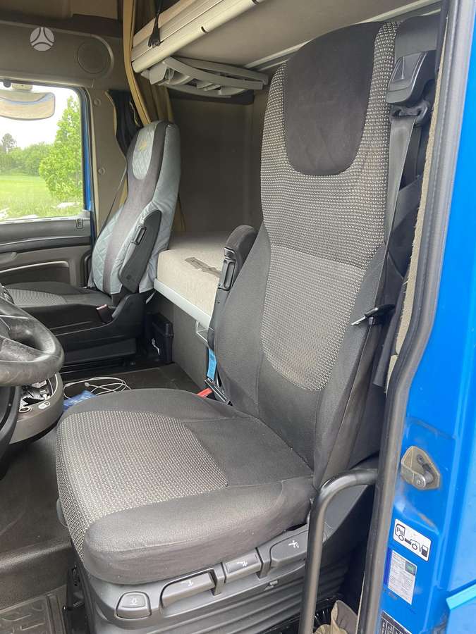 DAF XF, 2 miegamosios vietos