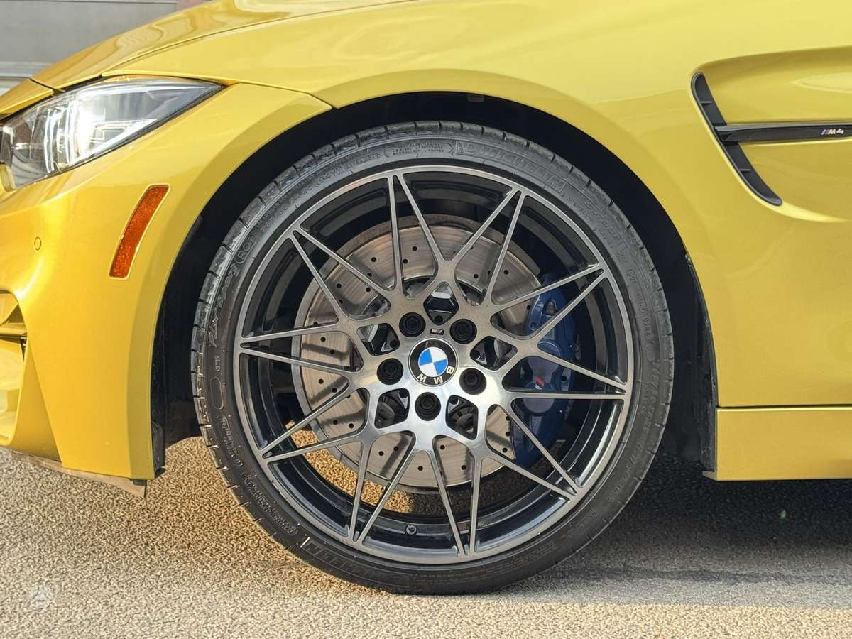 BMW M4, 3.0 l., convertible