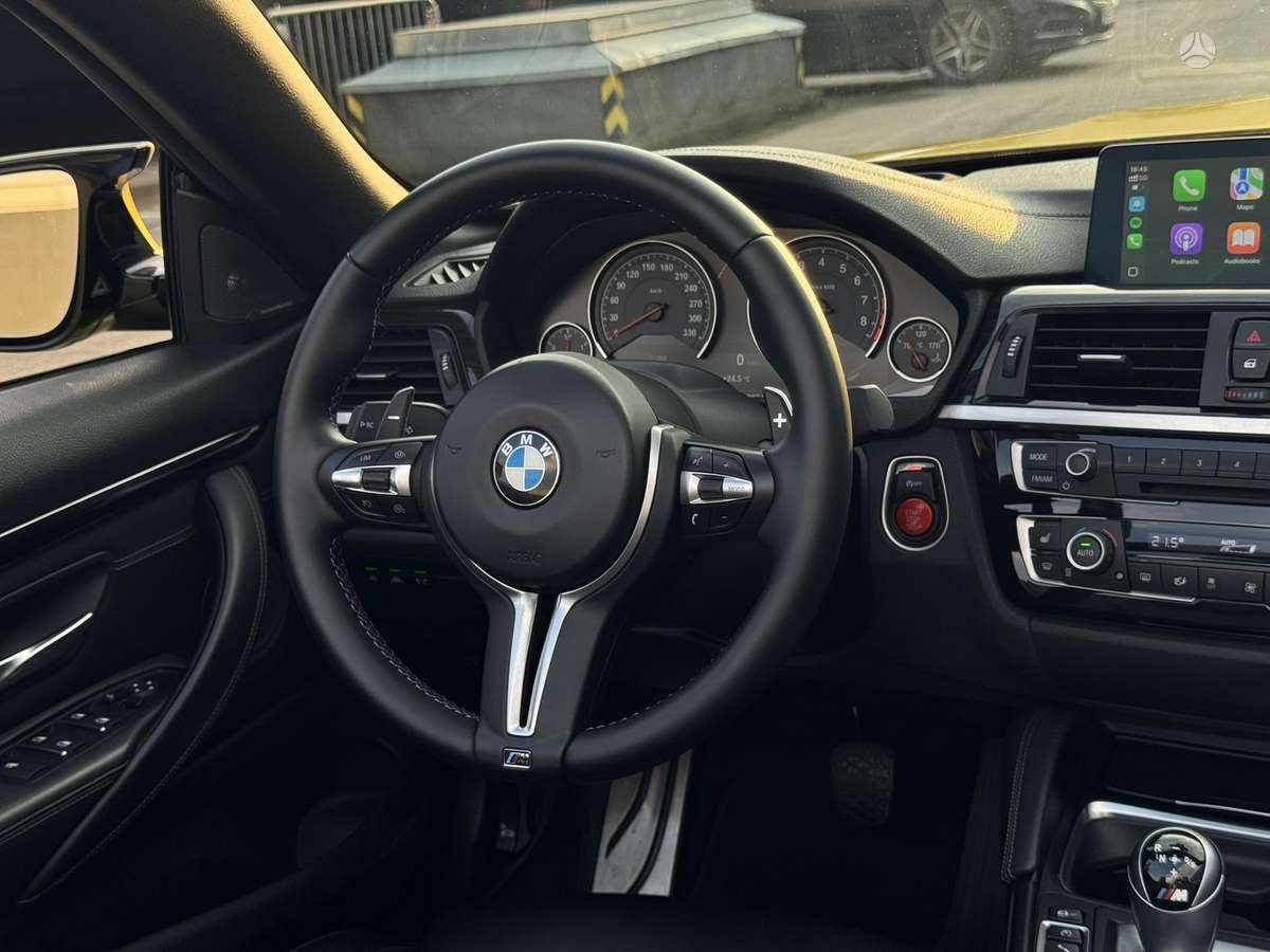 BMW M4, 3.0 l., convertible