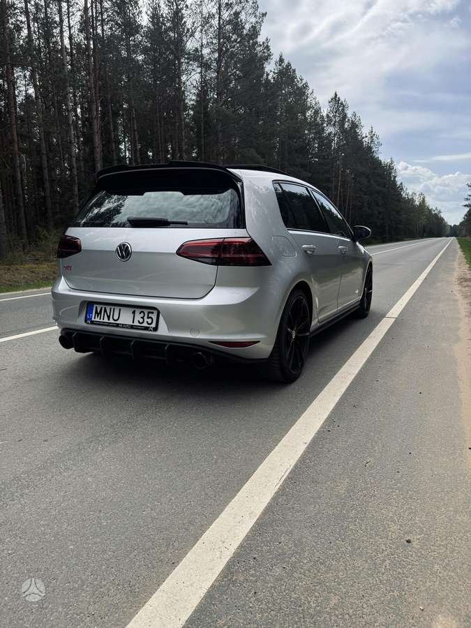 Volkswagen Golf, 2.0 l., hatchback