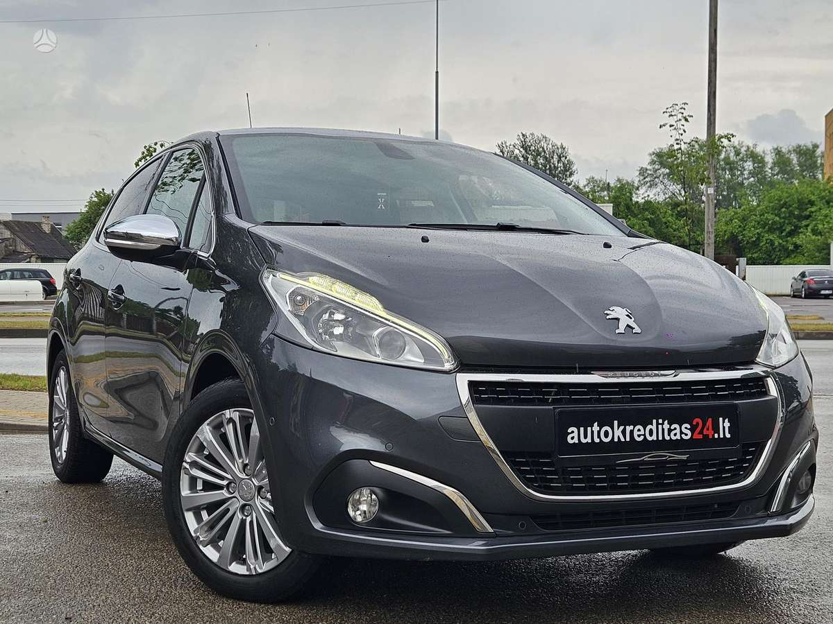 Peugeot 208, 1.2 l., hatchback