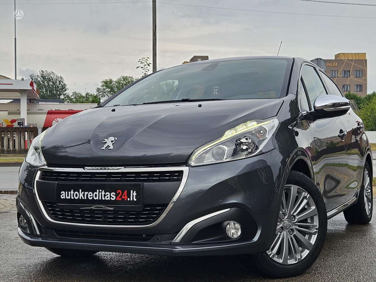 Peugeot 208, 1.2 l., hatchback