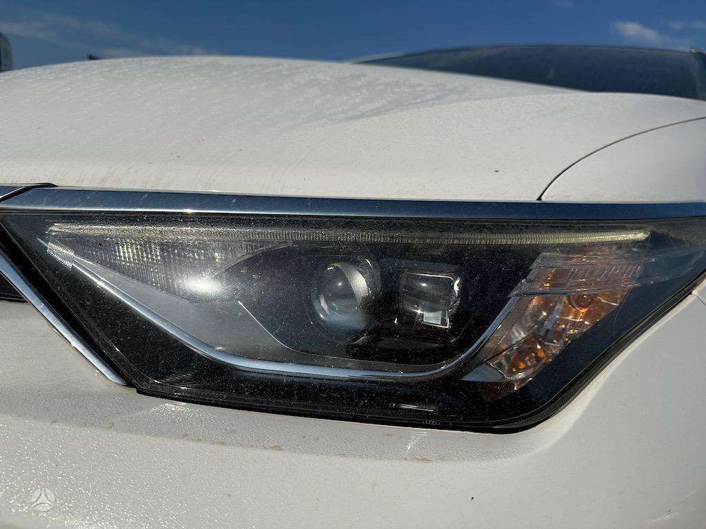 Toyota Auris, 1.6 l., Универсал