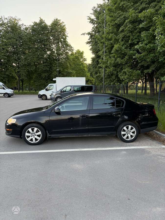 Volkswagen Passat - 3